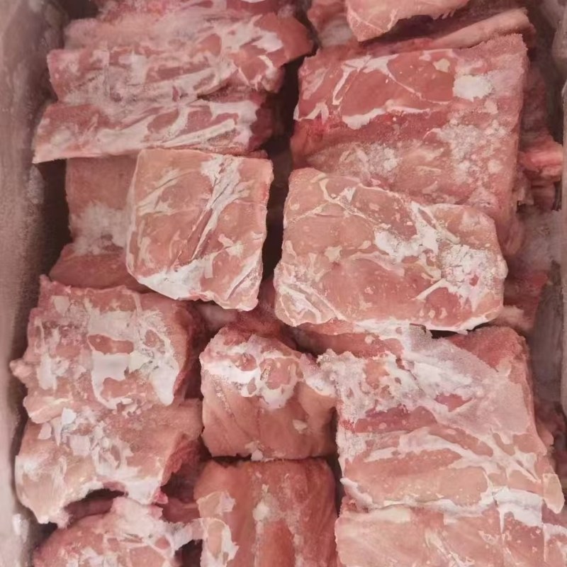 品名:肥猪多肉龙骨块规格:10公斤/箱