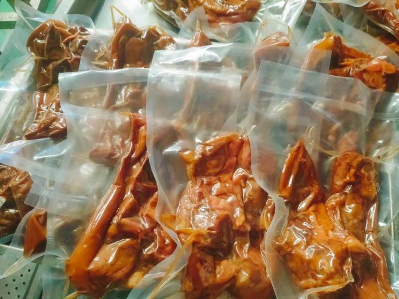 新鲜猪头肉，房山区产，一手货源厂家直销，质量有保证味道佳