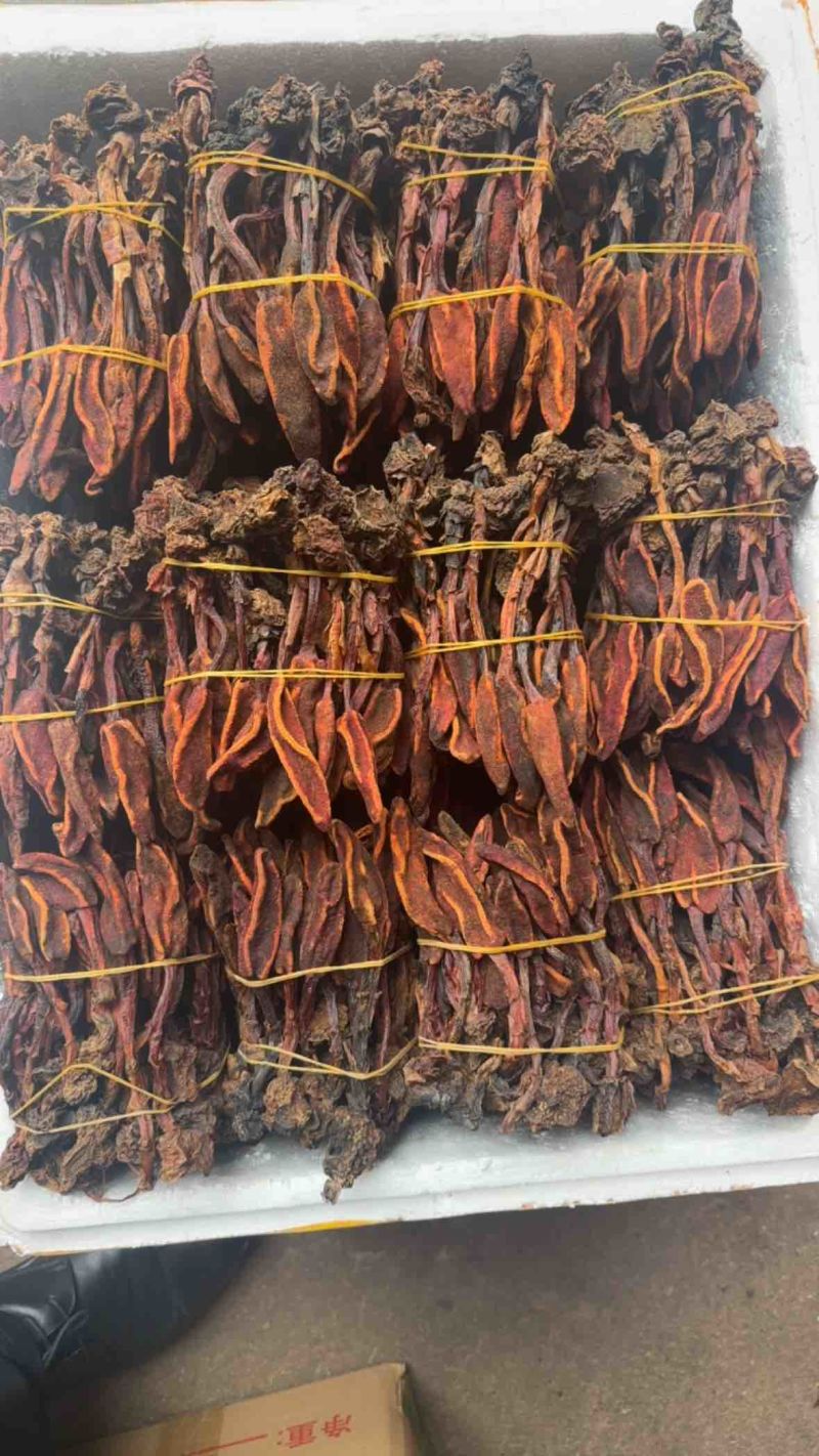 云南锦华药材批发部回春草，自己的加工厂，保证一手货源。
