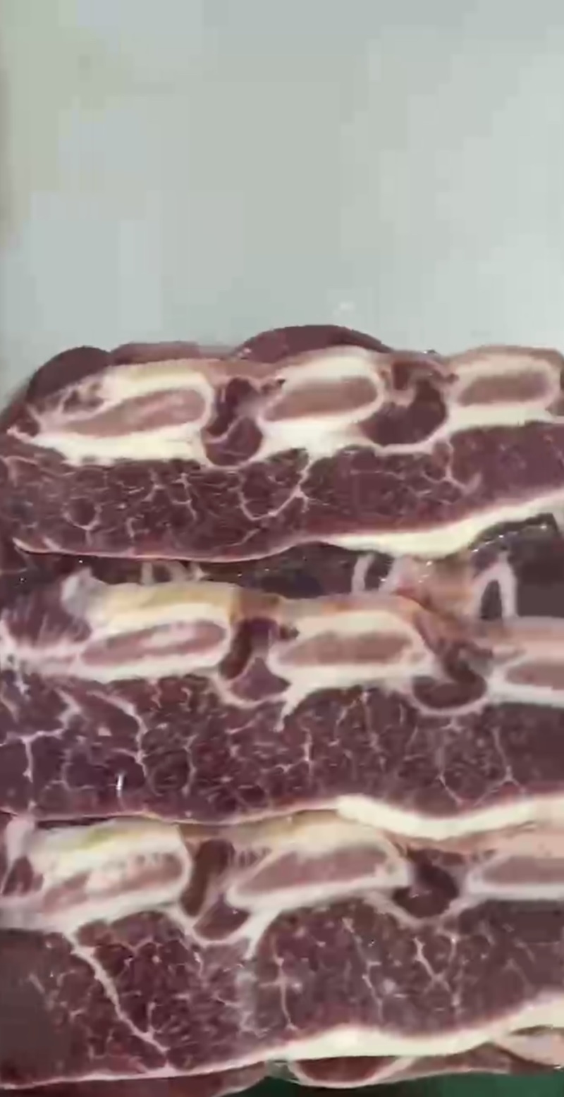 牛仔骨原切牛仔骨烤肉店自助烤肉店**