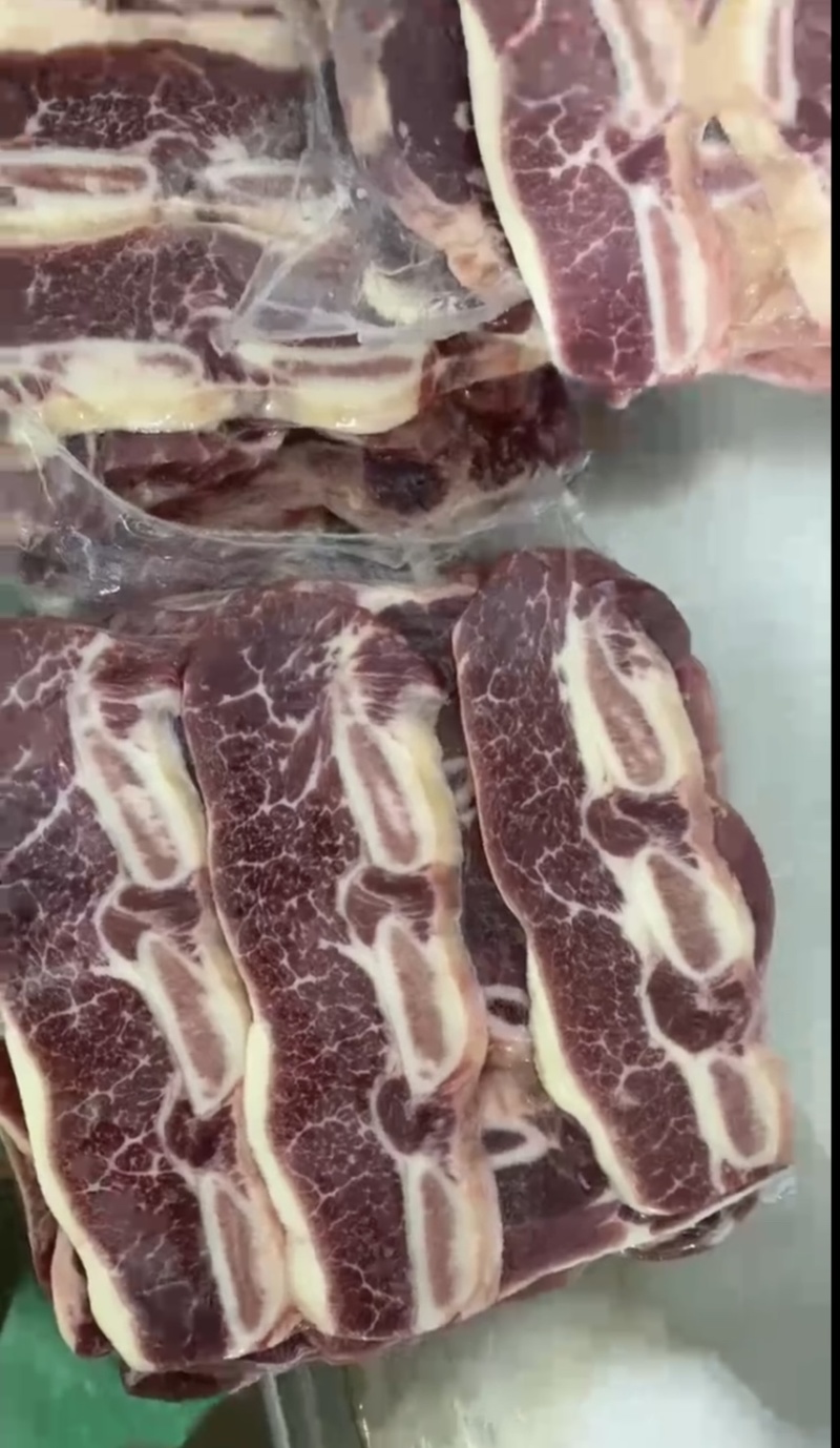 牛仔骨原切牛仔骨烤肉店自助烤肉店**