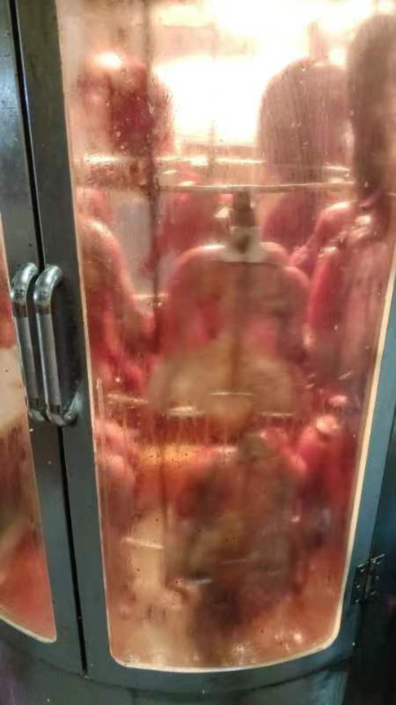 手撕烤鸭鲜香美味批发零售附近可以配送欢迎咨询联系