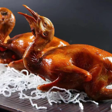 烤乳鸽脆皮乳鸽半成品广式鸽子非熟食工厂直销酒店半成品