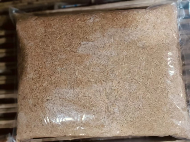 蝇蛆活虫，冻虫出售，有需要的老板请联系