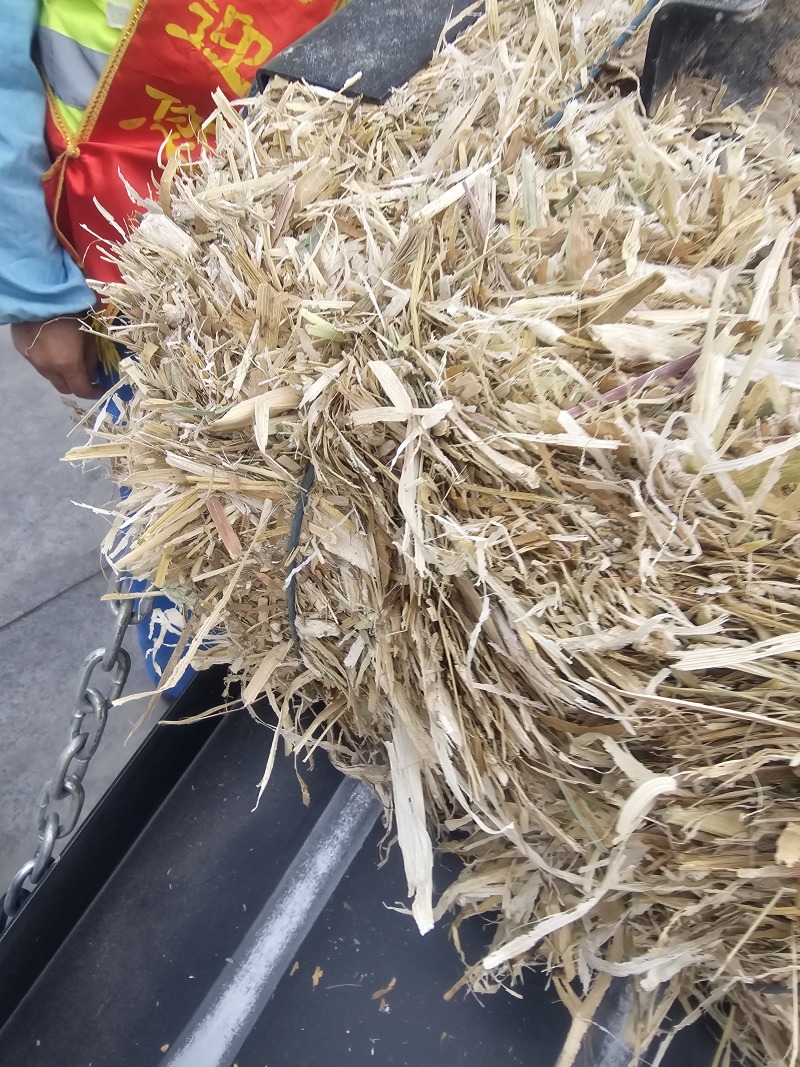 玉米秸秆柔丝粉碎草