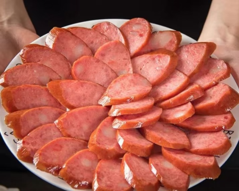 南阳黄牛清真牛肉红肠150克/根，开袋即食香肠大块牛肉肠
