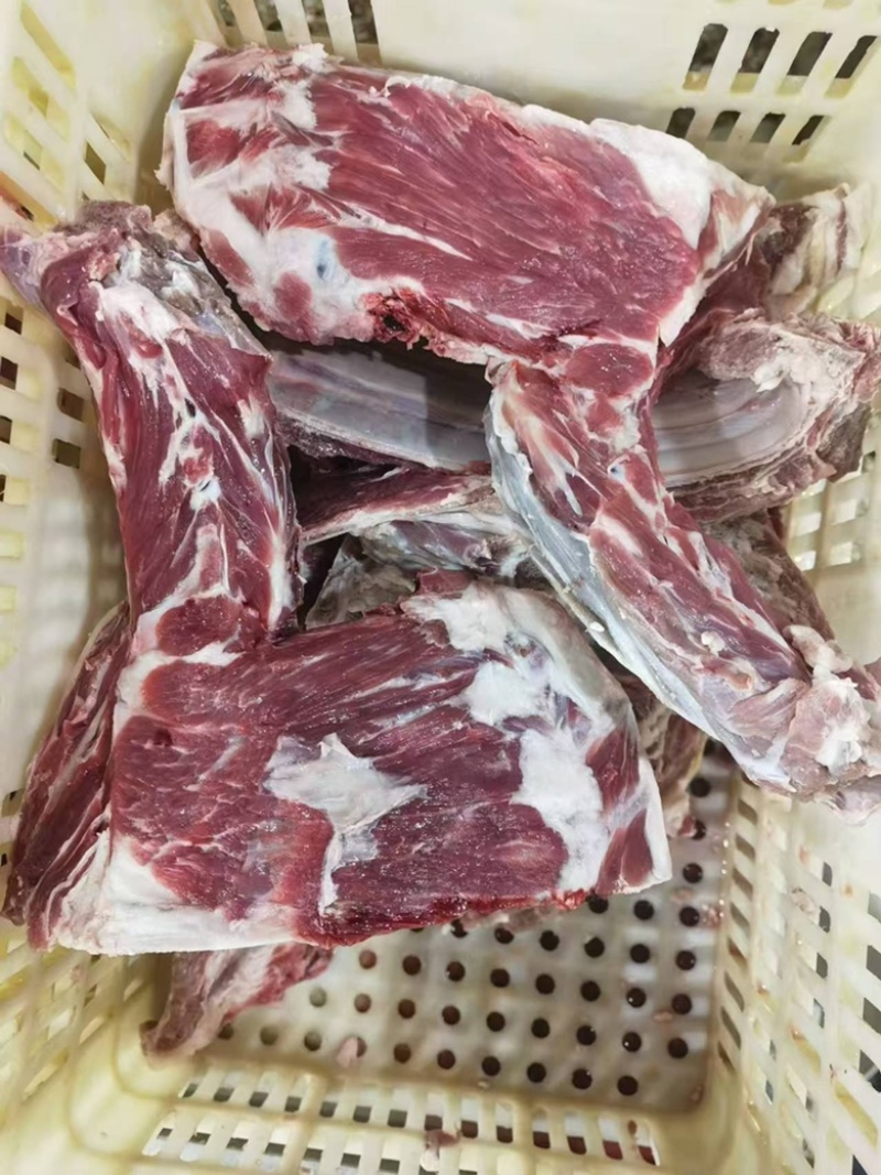大羊槽骨，颜色鲜，物美质优，实力厂家批发