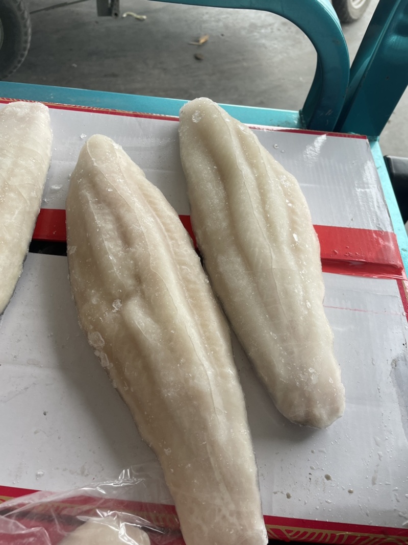 巴沙鱼柳适合水煮鱼酸菜鱼豆花鱼，适合学校食堂