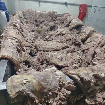 蒙古精品八成熟羊肉去皮熟羊肉，价格便宜放心品质欢迎下单