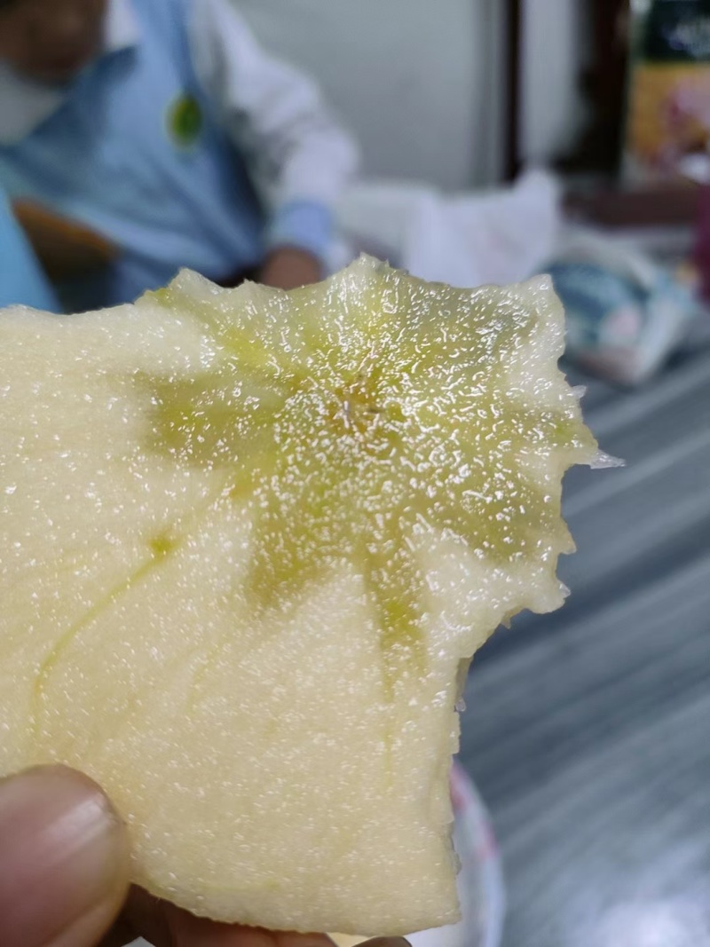 正宗新疆阿克苏冰糖心苹果新鲜当季现摘代收代发脆甜可口