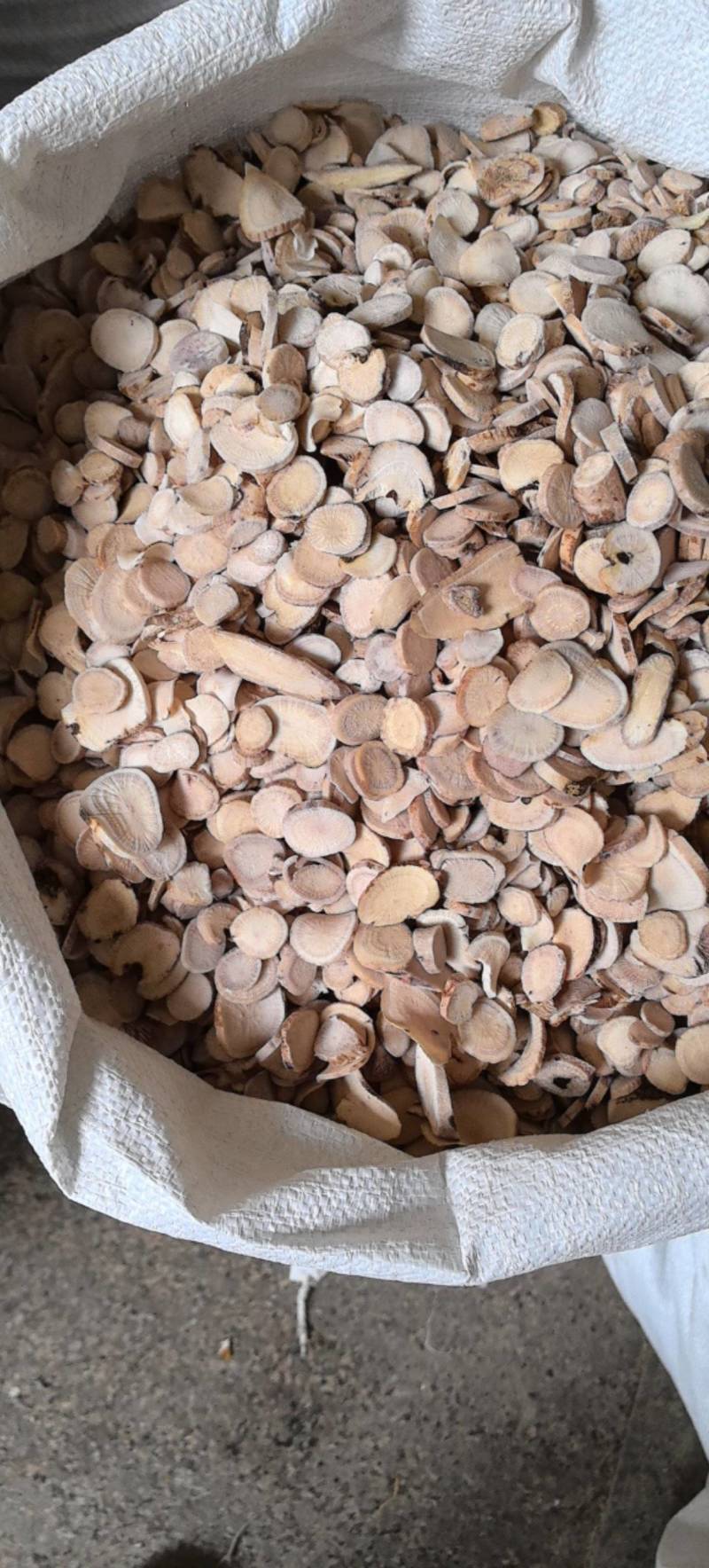 大片白芍今年新货真正好货万信药业只做保真药材