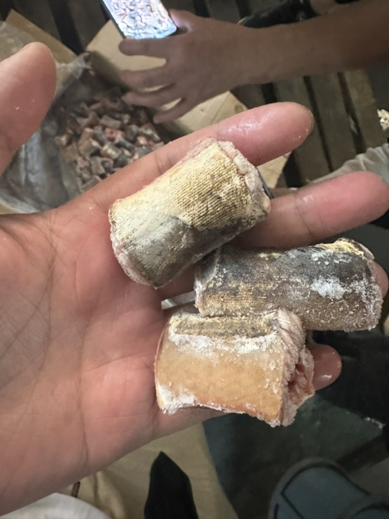 黄鳝鳝鱼杀好切段250克以上
