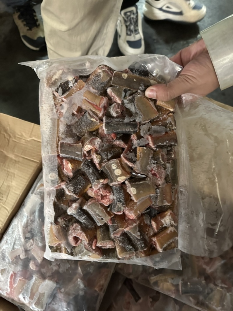 黄鳝鳝鱼杀好切段250克以上