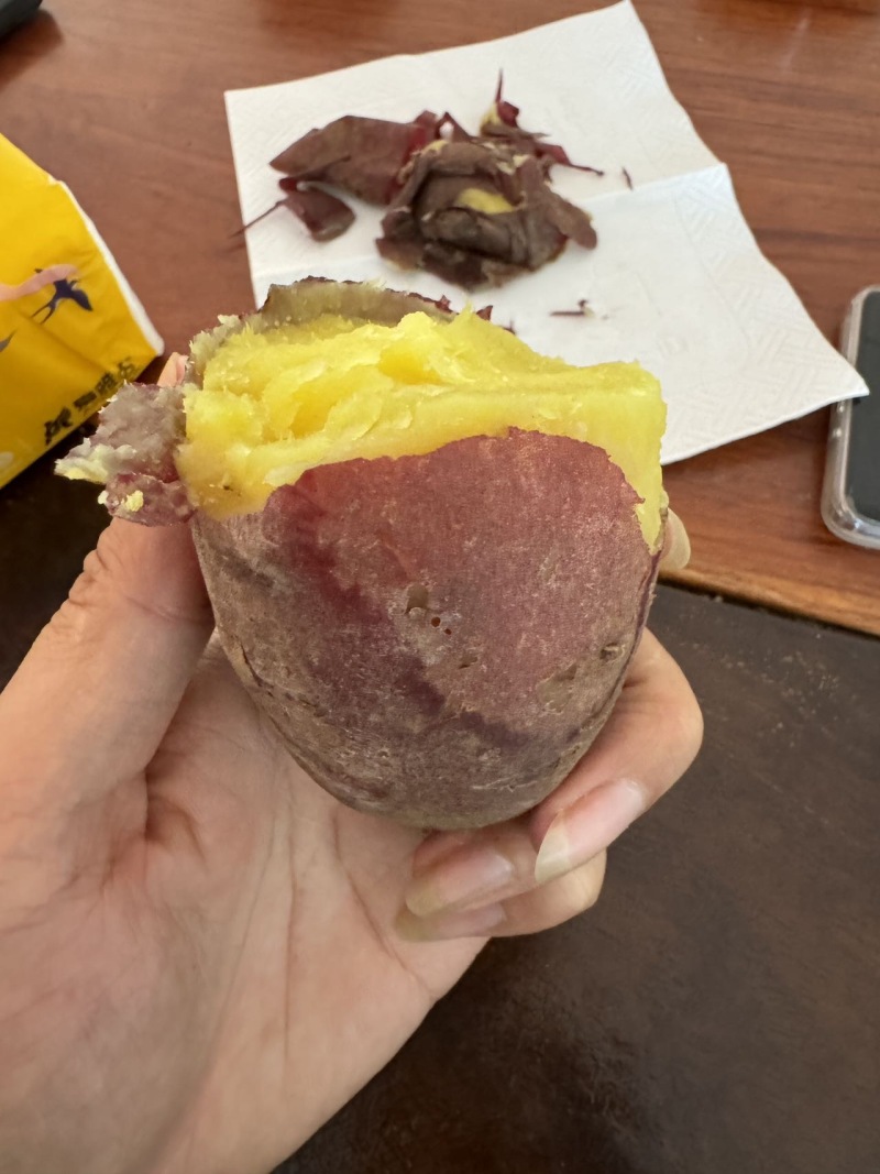 榴莲蜜薯，粉糯香甜，产地直供，价格实惠，快来抢购！
