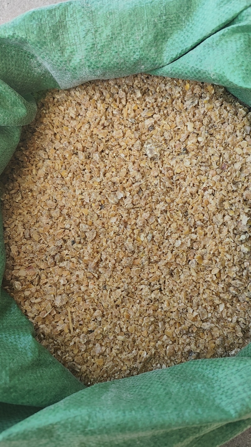 大豆饼，农家自榨，东北黑土地种植大豆压榨而成