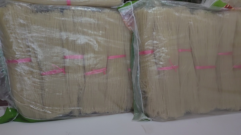 柳州螺蛳粉干米粉厂家直销2.2一斤