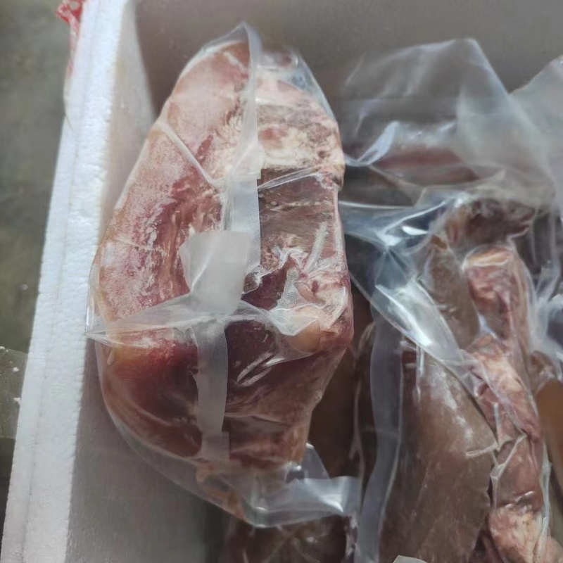 厂家去骨熟牛头肉跑江湖地摊散装整箱冻全熟牛脸商用批发黄牛