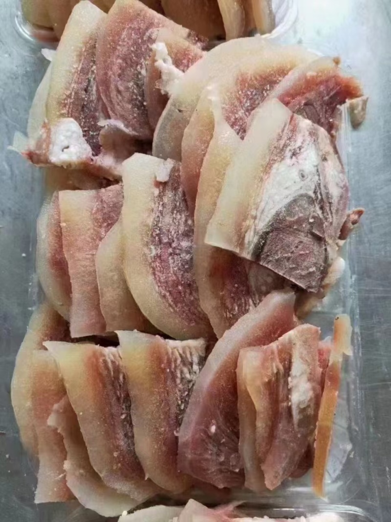 厂家去骨熟牛头肉跑江湖地摊散装整箱冻全熟牛脸商用批发黄牛
