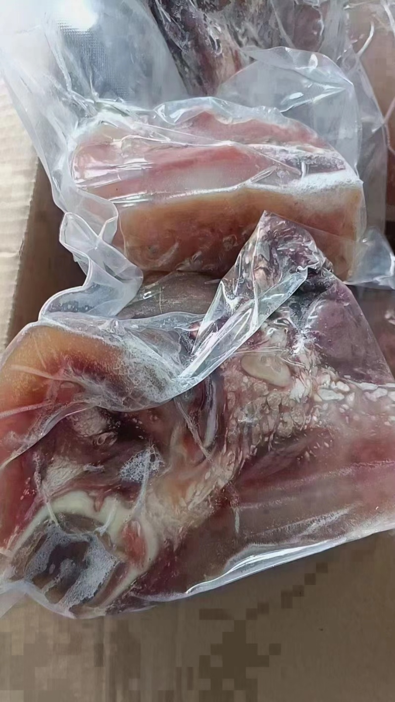 厂家去骨熟牛头肉跑江湖地摊散装整箱冻全熟牛脸商用批发黄牛