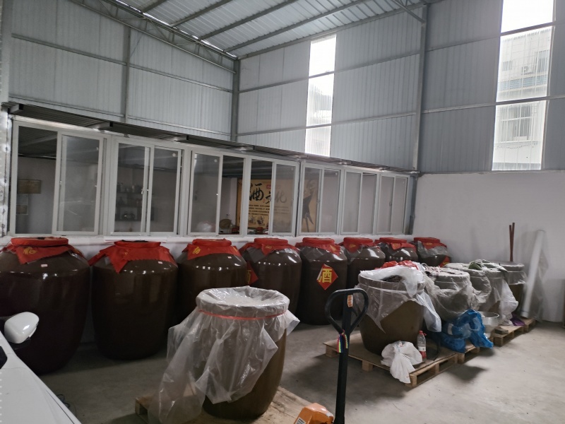 云南传统工艺包谷酒玉米酒纯粮酒小曲清香型白酒