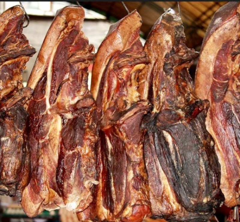 优质烟熏腊肉，保证质量，全国发货。