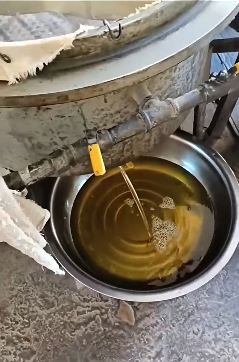 花生油，常年加工销售，无添加健康安全，欢迎咨询下单