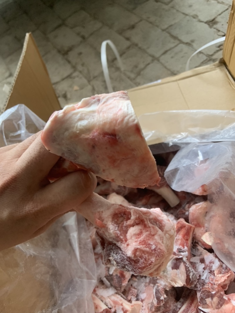（河北加工厂）羊棒骨，满骨髓，价格合理，一手货源！
