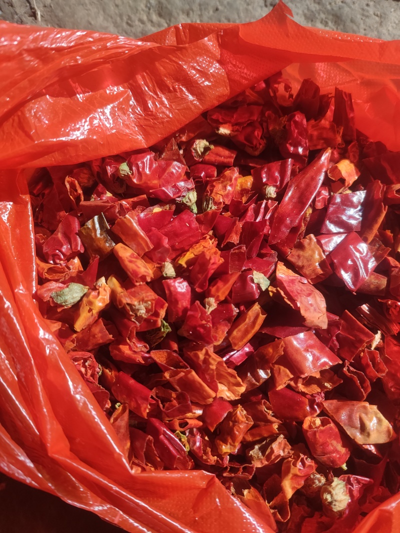 自然风干巨辣干辣椒魔鬼辣小米辣香辣辣