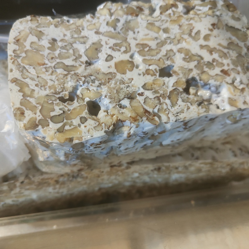 精准特产新疆本地手工做的切糕质量颜色