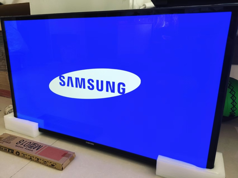 三星品牌电视，全新未拆封50寸的7月份出厂，智能超清4