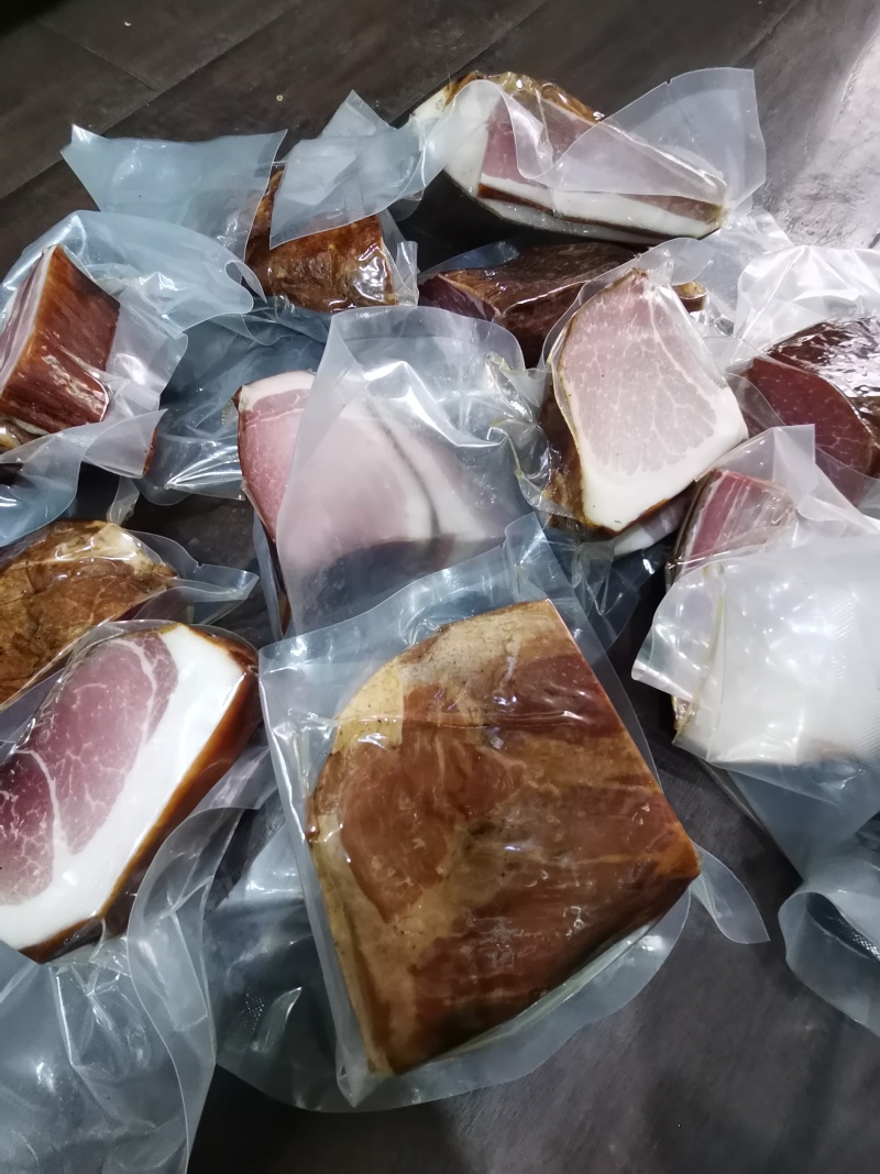 农村烟熏腊肉批发零售