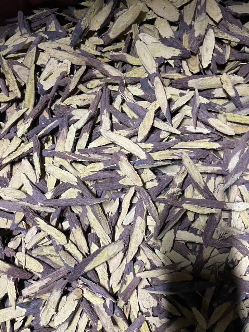甘草斜片（柳叶片）各种规格齐全，一手货源，欢迎合作交流！！！