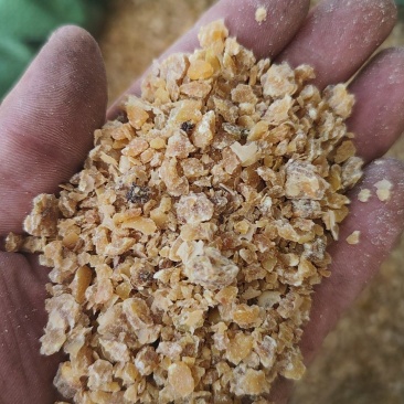 粉碎豆饼
