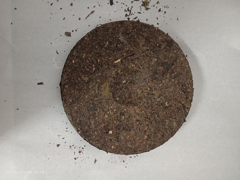松木寄生，寄生茶饼，一斤一饼