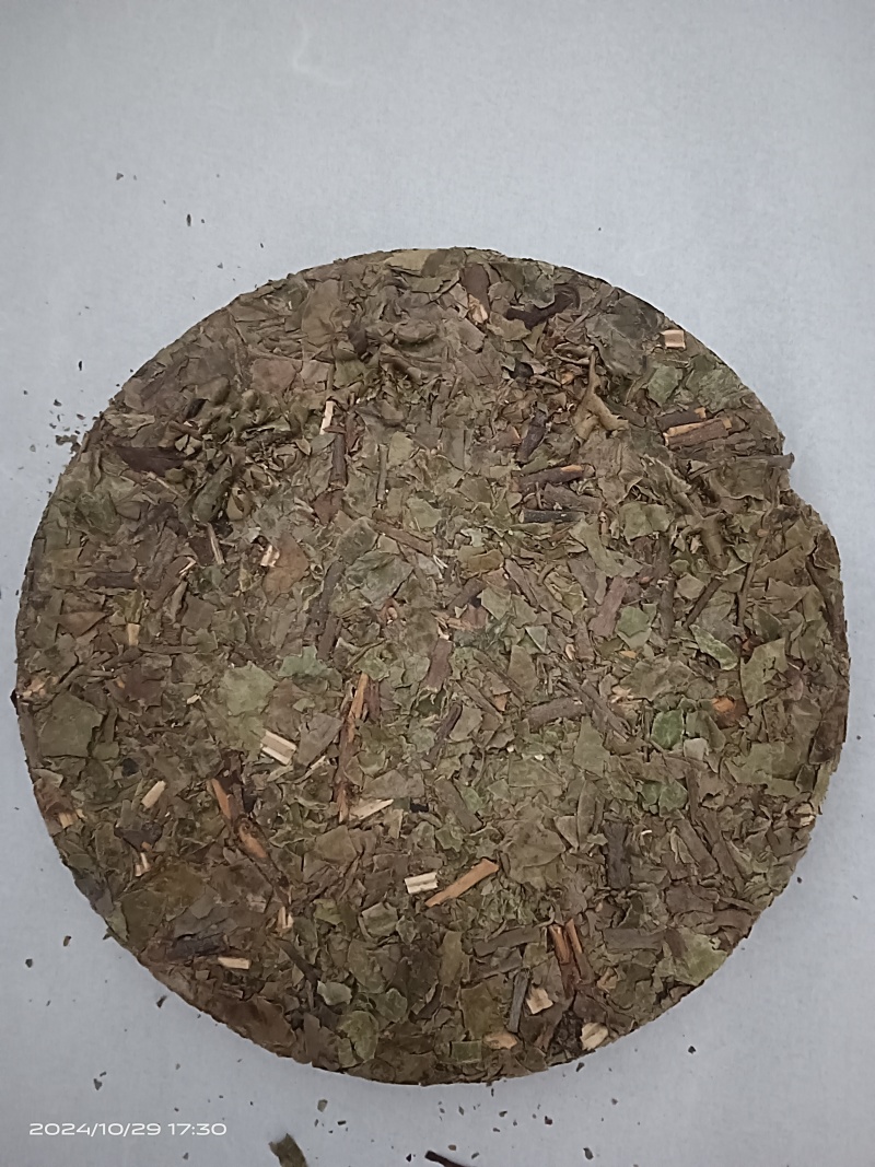 桑木寄生，寄生茶饼，一斤一饼