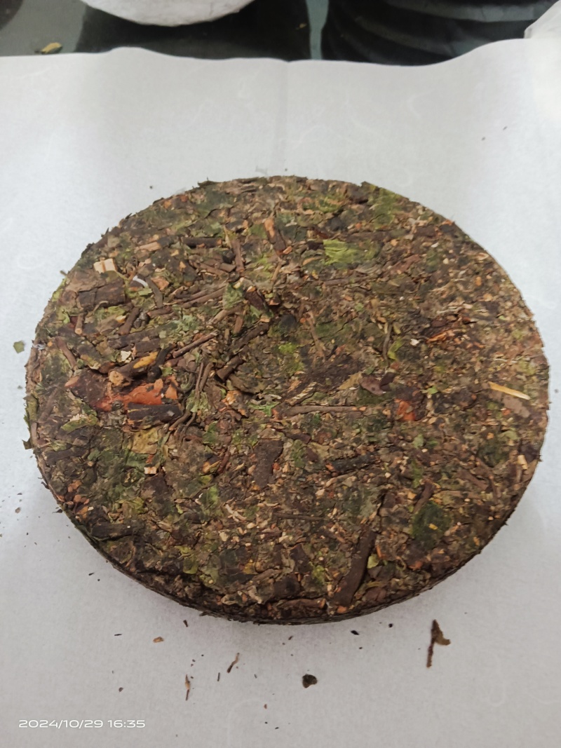 山楂寄生，山楂寄生茶饼，一斤一饼