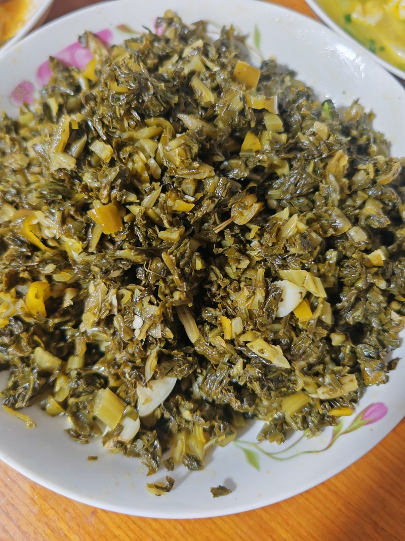 沸水烫制，无盐雪里红