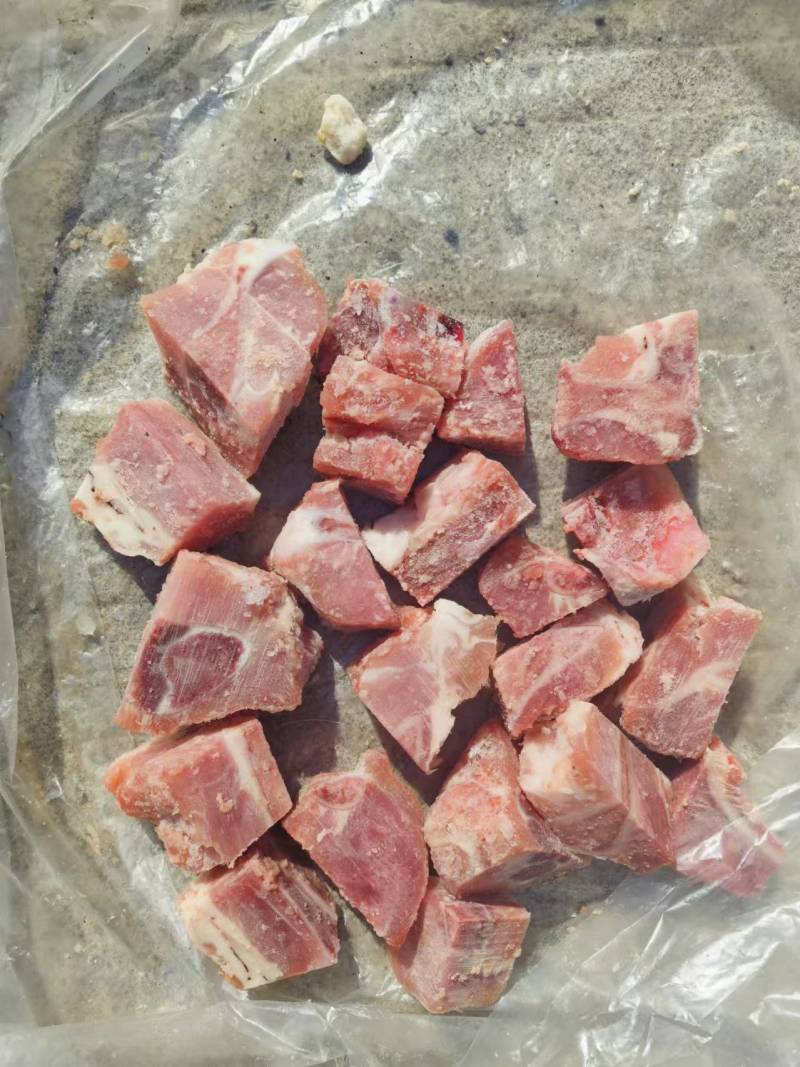 叉骨粒，带肉率50多，可以根据要求切割成