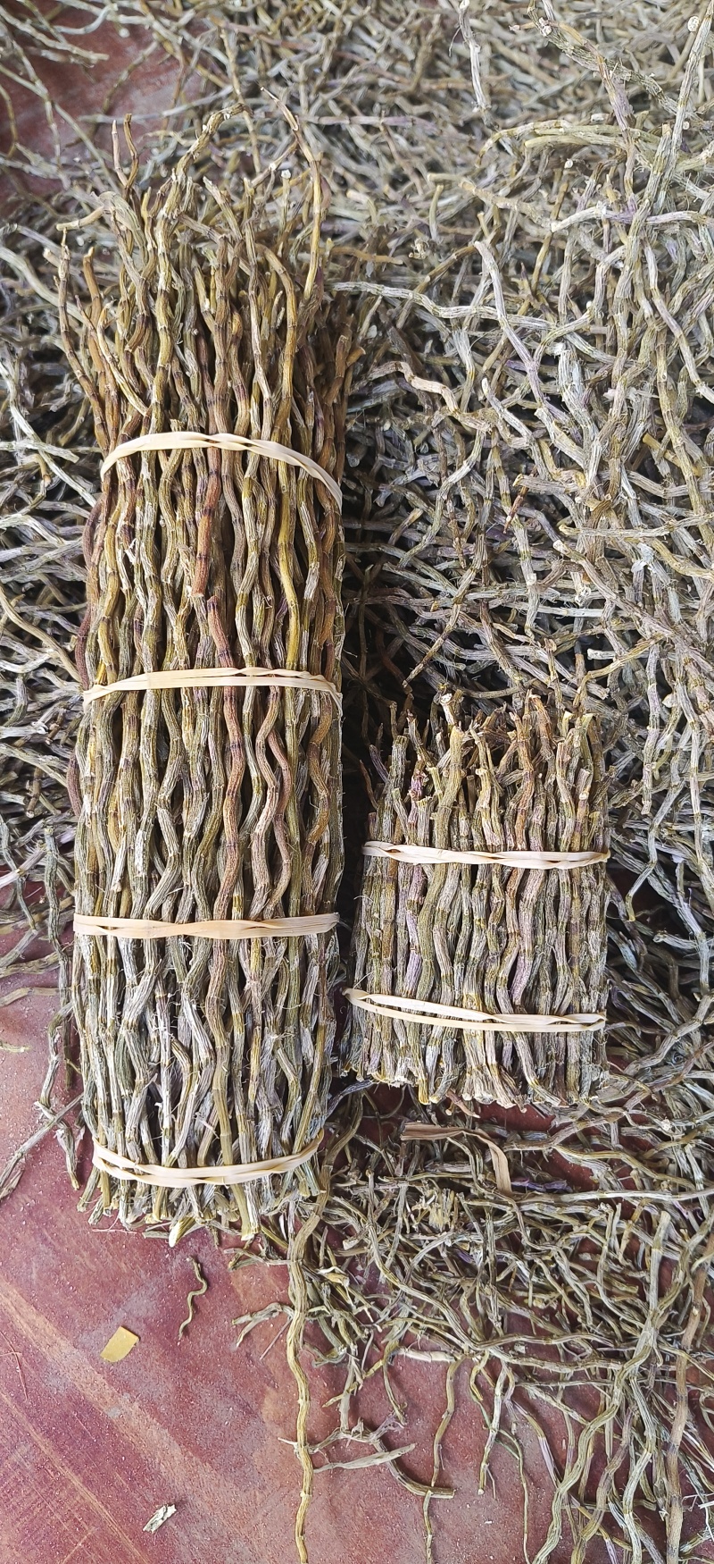 铁皮石斛捆条，长捆条，短捆条，条索饱满，无夹心