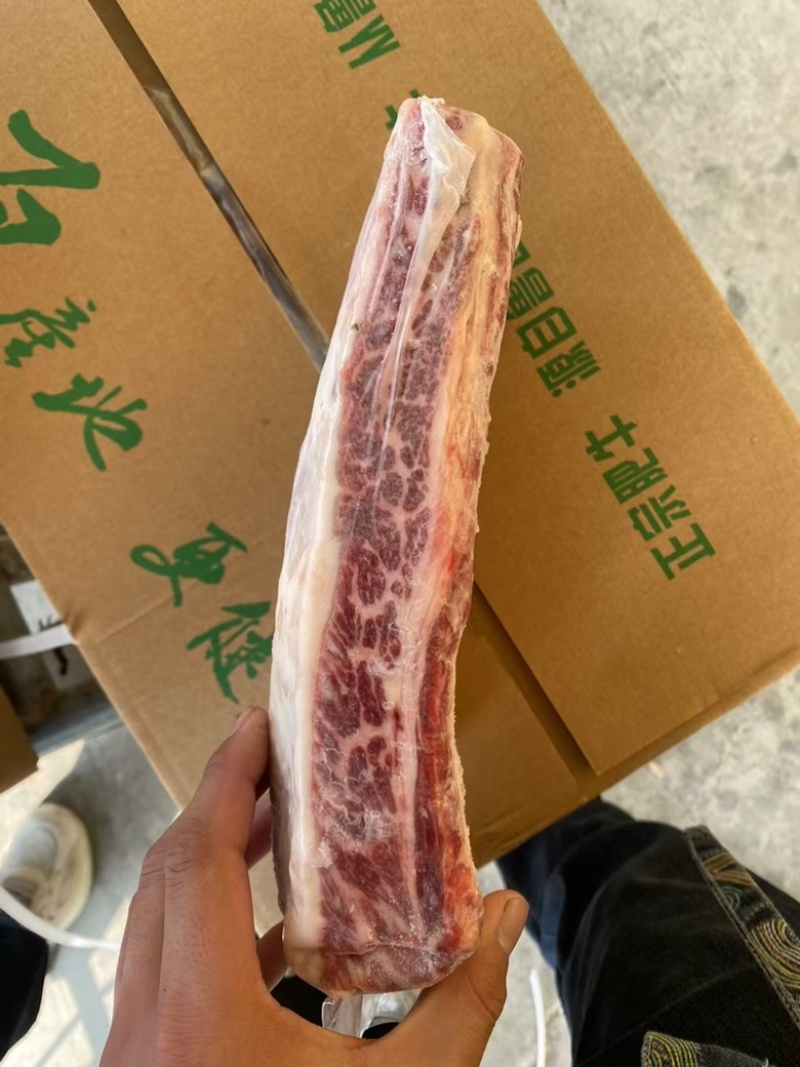 S牛仔骨/厂家直供/国产自有鲁西黄牛屠宰分割车间