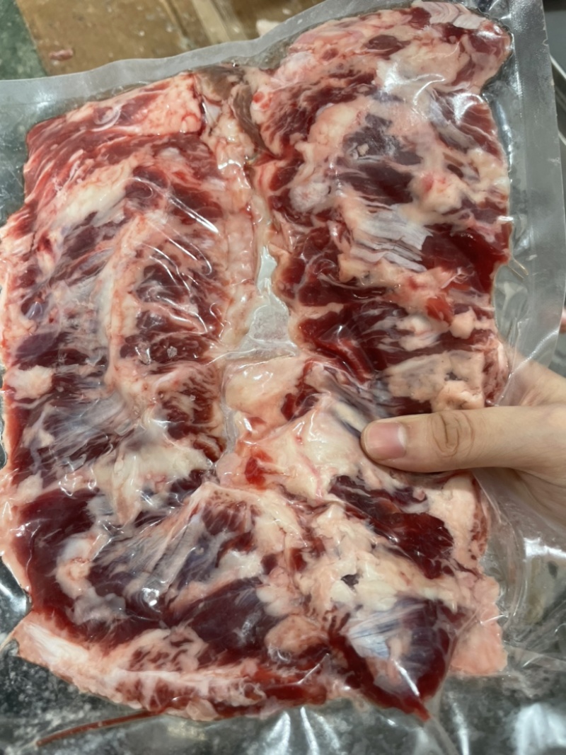 谷饲内群价格实惠货源充足国产精修一手货源