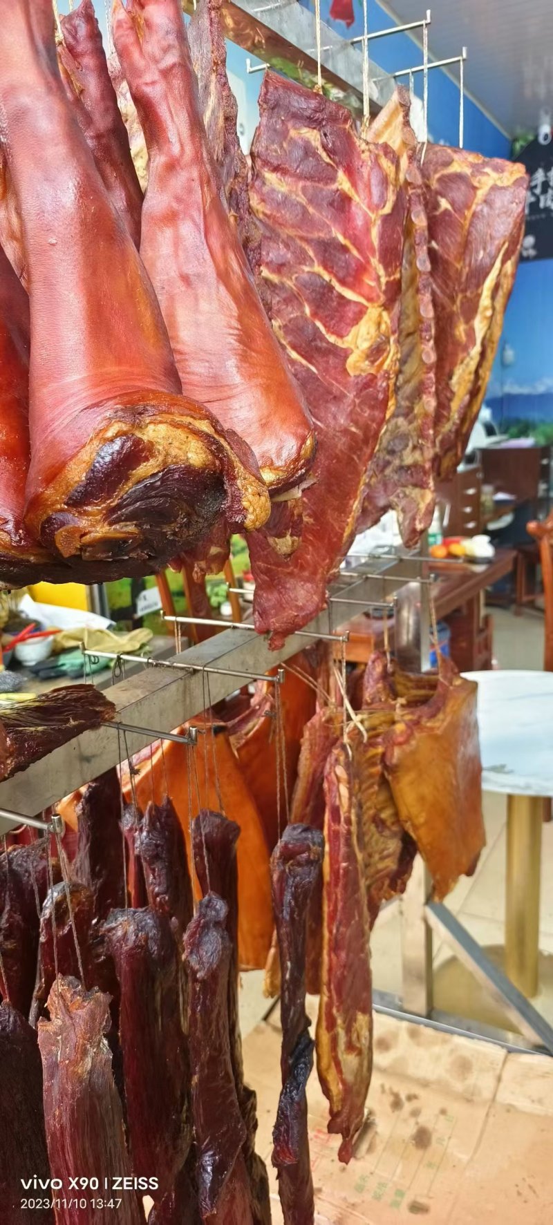 破开腊猪脚腊肉腊猪脚量大从优价格美丽