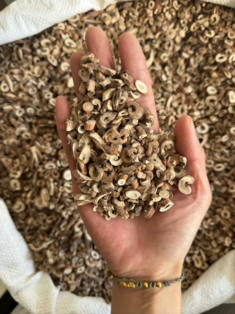 牡丹皮丹皮抽心百分之％100丹皮去皮牡丹皮发货如图现货