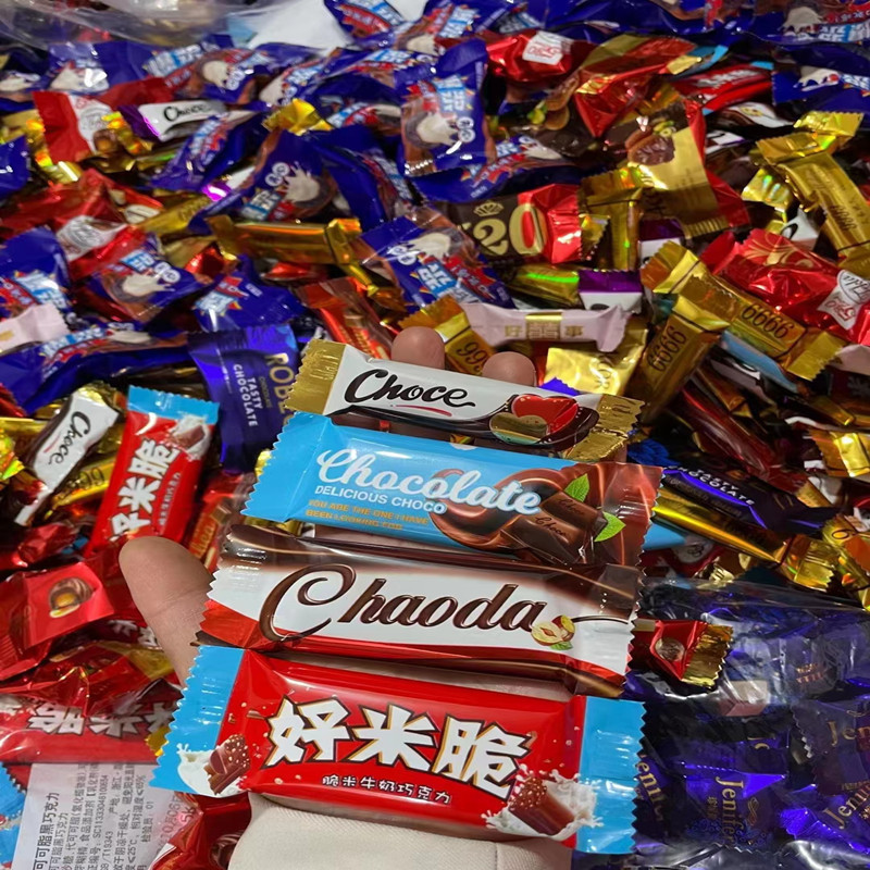 巧克力糖果厂家精品巧克力批发称斤年货巧克力摆摊巧克力批发
