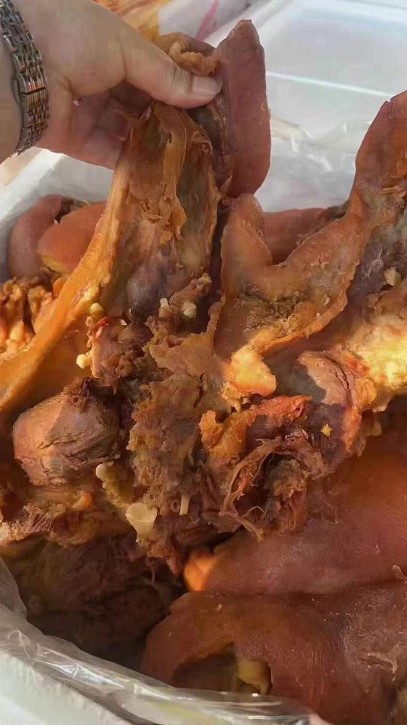 【优选】全熟卤猪头肉江湖地摊展销会卤菜店热卖货源充足