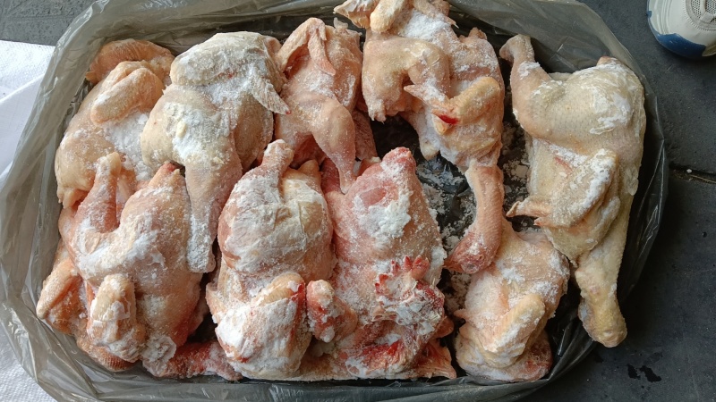二级中装鸡