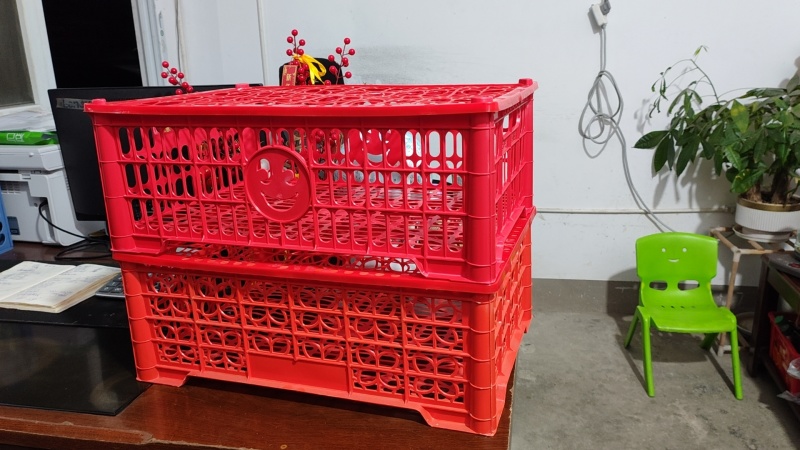 厂价直销塑料瓷白框塑料黑框，爱媛板框，葡萄框等各种礼品框