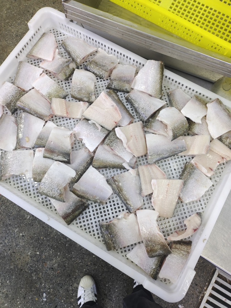 白鲢鱼块品质保证支持视频看货欢迎来电洽谈合作诚信经营