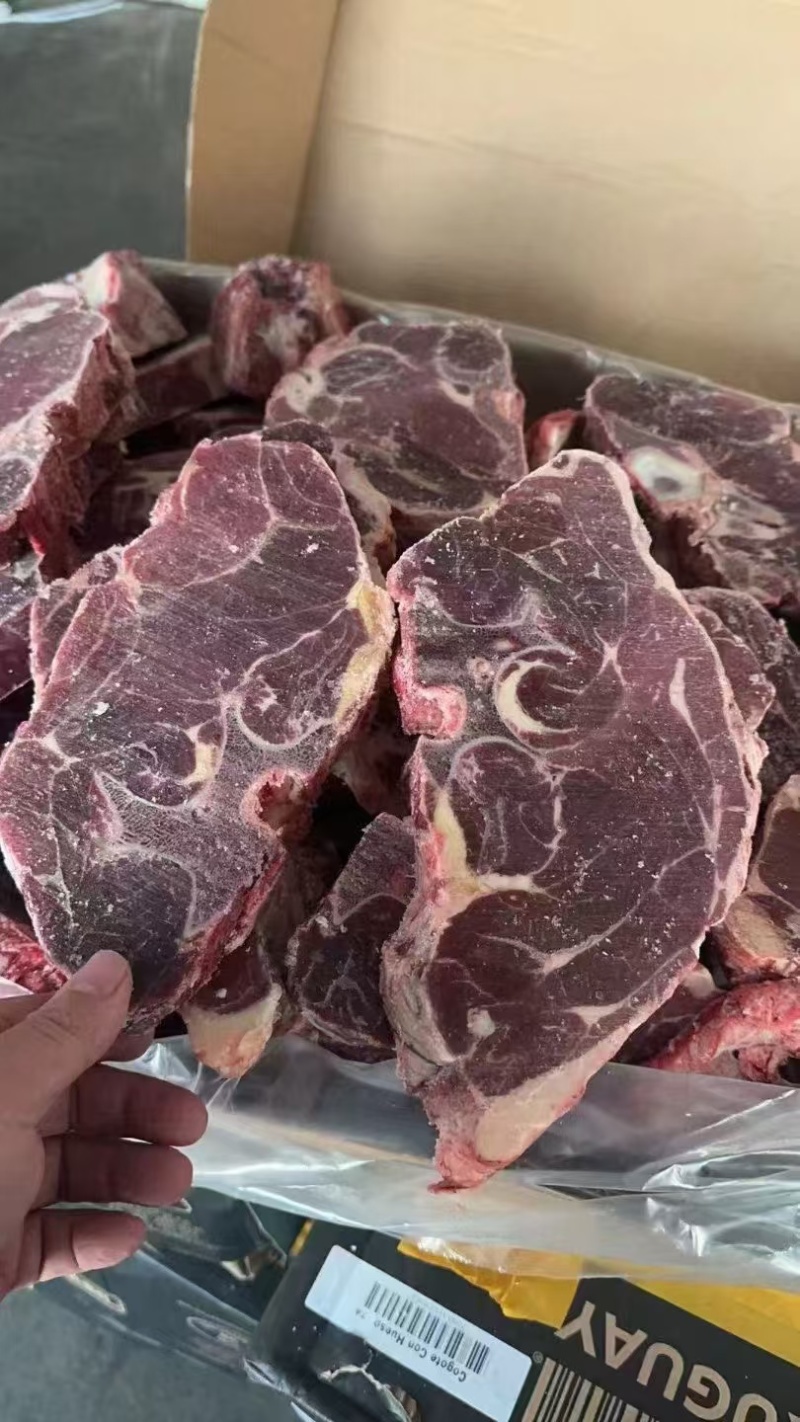 大满肉牛脖**满肉牛脖骨