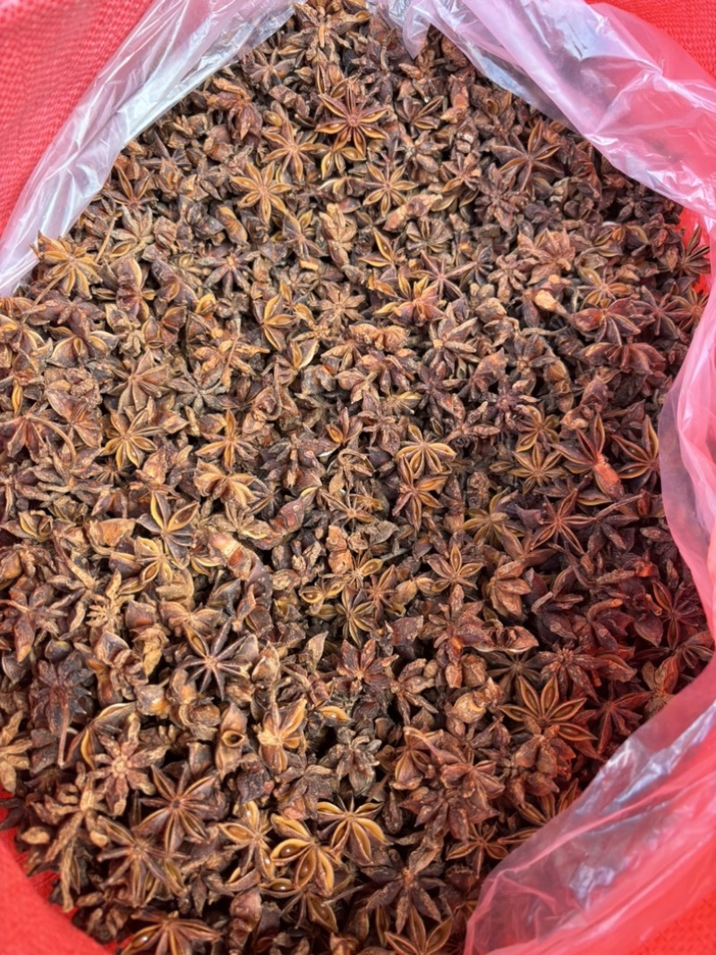 广西大红八角，无硫足干，产地直销，大量批发